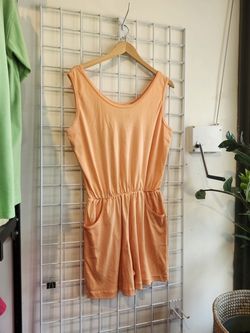 Vintage 90s Sleeveless Peach Women’s Romper Dress